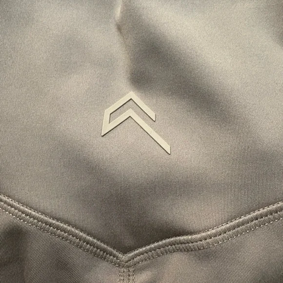 Oner Soft Motion 6” Shorts in Mocha Brown. Very soft Gym/Outdoor Shorts. - Picture 10 of 13